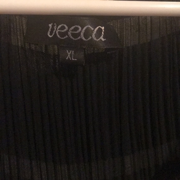 Dress - Picture 6 of 6